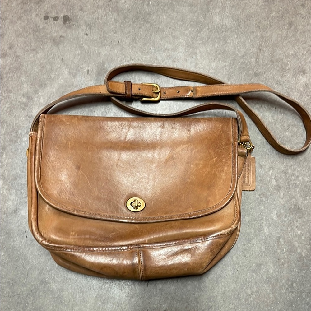 Vintage Coach City Bag